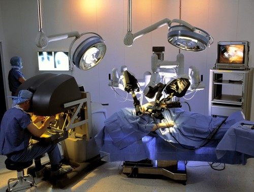 Реферат: Применение робототехники в хирургии. Преимущества и недостатки системы Да Винчи